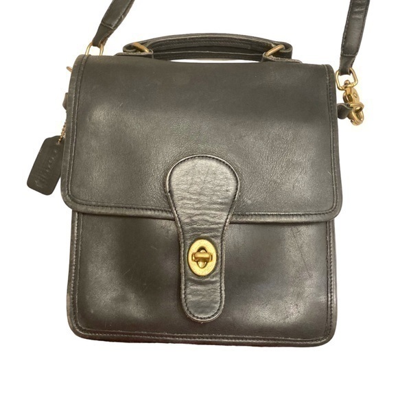 Coach Vintage 5130 Black Leather Station Bag